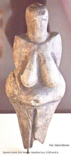 statuetta di donna, Dolni Vestonice, Repubblica Ceca. 32.000 anni fa. foto - sabina marineo